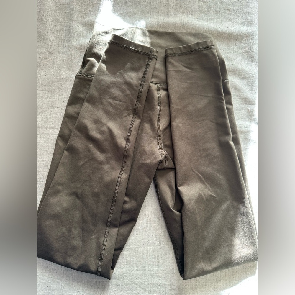 Aerie Women’s XS Olive Green Athletic Leggings - Picture 5 of 5